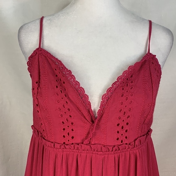 Coco + Jaimeson Fuchsia Pink Romper- NWT - Picture 2 of 15